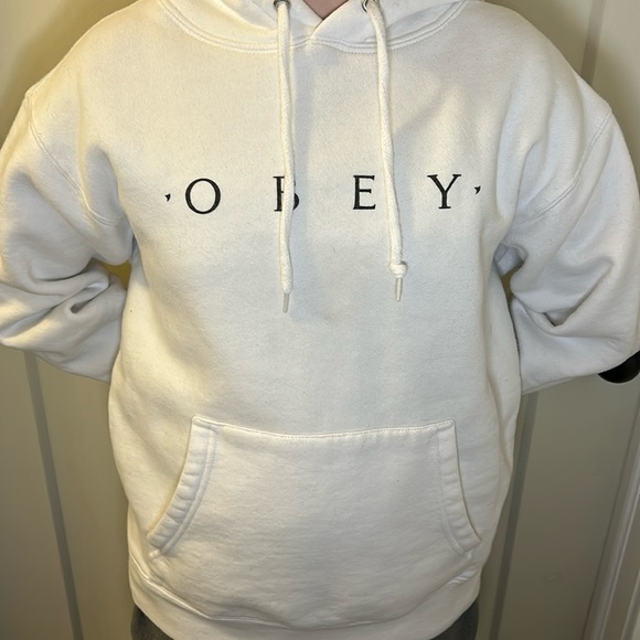 Obey white sweater OK condition - Picture 1 of 2
